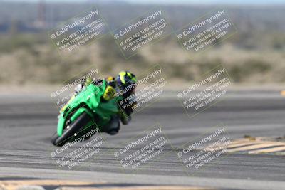 media/Jan-15-2026-Racers Edge (Thu) [[dfebeb70ab]]/3-B Group/Session 2 (Turn 11)/